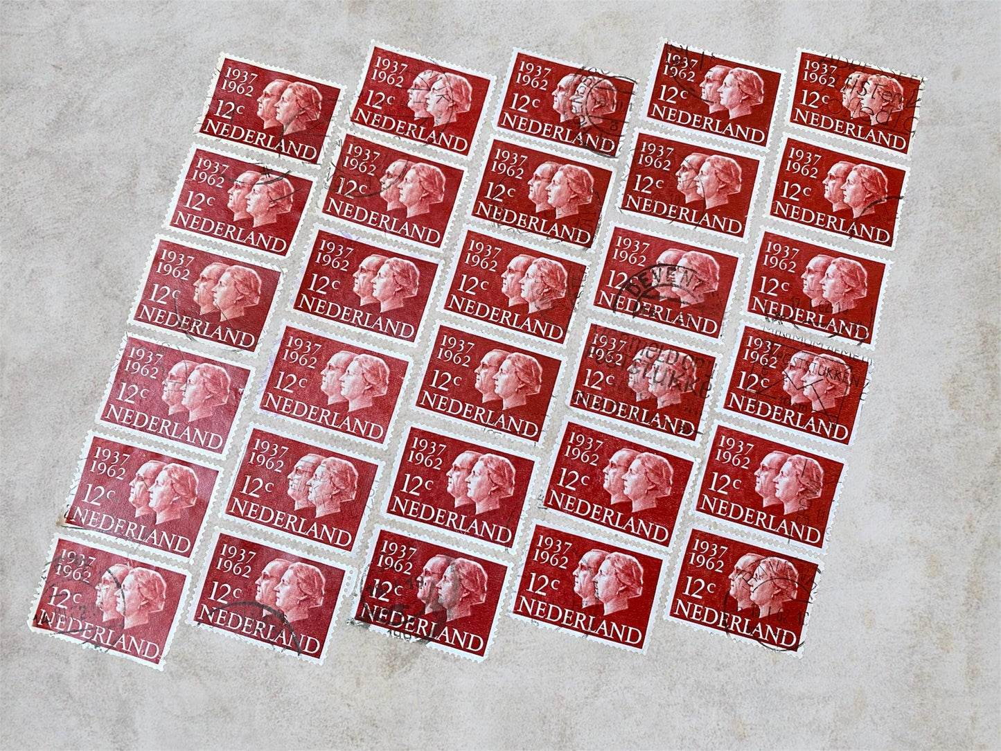 Post stamps from the Netherlands, year 1962, 12c